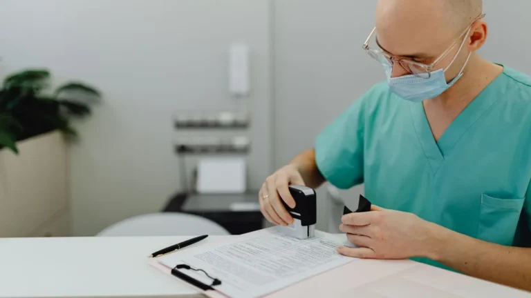 Dentysta w szpitalu na NFZ: kiedy szpital, a kiedy SOR